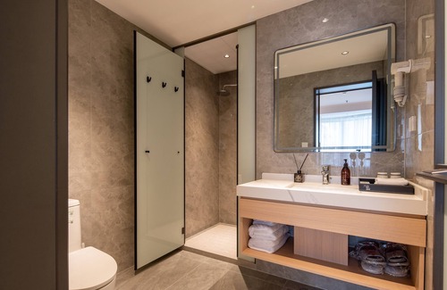 Jing'an Hotel | Dayin Hotel (Shanghai People's Square & Suzhou River Branch)