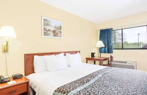 Athens Hotel | Days Inn by Wyndham Athens