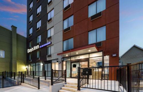 Port Richmond Hotel | Days Inn by Wyndham Staten Island