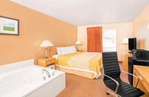 Worthington Hotel | Days Inn by Wyndham Worthington