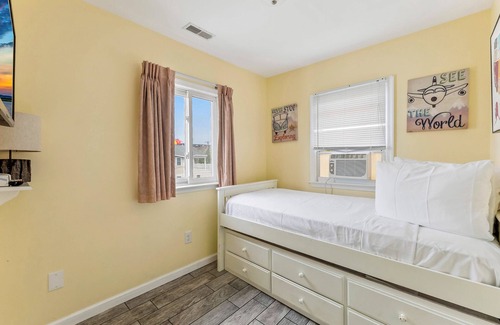 Wildwood Hotel | Daytona Inn and Suites - Three Bedroom Apartment