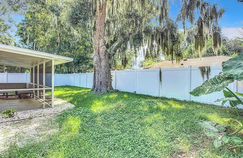 Holly Hill House | Daytona's Perfect 10