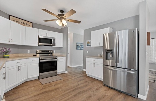 Port Charlotte House | DBD1014 Summary: Port