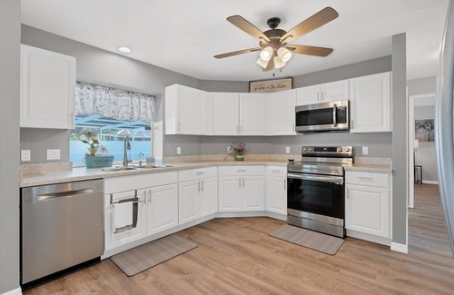 Port Charlotte House | DBD1014 Summary: Port