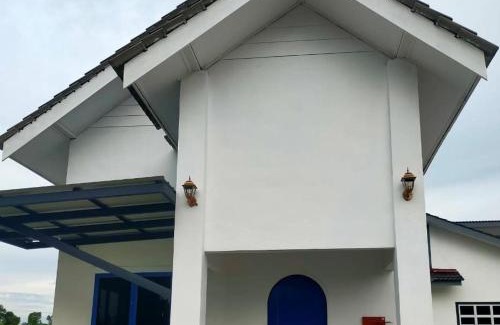 Kampung Gong Kempas House | De'5 Tiny House , Besut