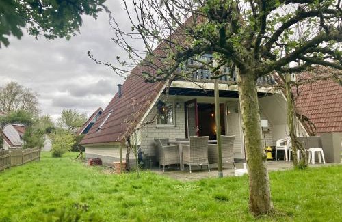 Anjum House | De Druif 6 pers holiday home close to the National Park Lauwersmeer