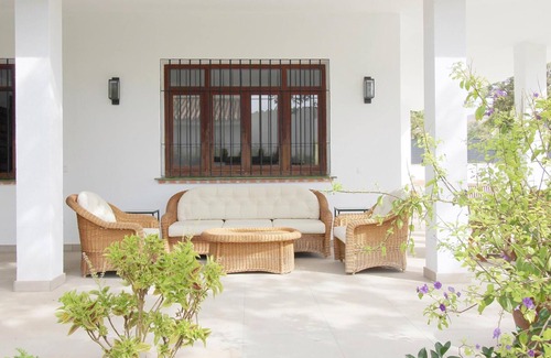 Velez-Malaga Villa | Del Parque Flats Villa Sauce