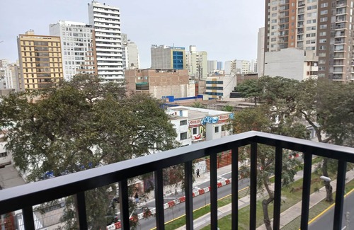 Santa Beatriz Apartment | De Lujo, con Estacionamiento Interno