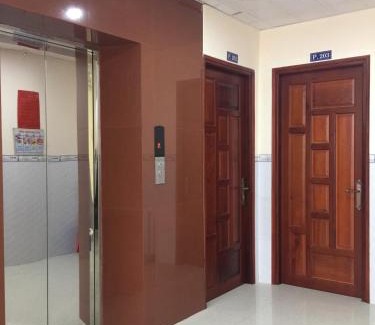 Cao Lanh Hotel | De Vuong 2