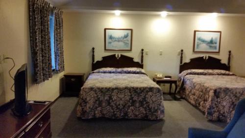 Garberville Resort | Dean Creek Resort