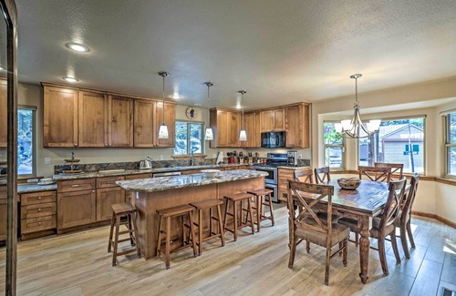 Elk Point House | Deck & Beach Access: Lake Tahoe Shoreside Retreat!