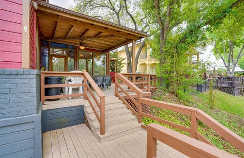 McQueeney House | Deck & Gas Grill: Riverfront McQueeney Duplex