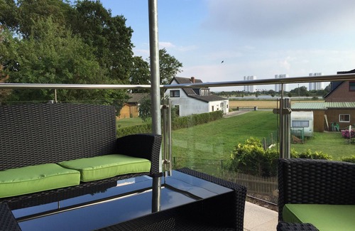 Neue Tiefe Apartment | Deck - The favorite home on the sunny island