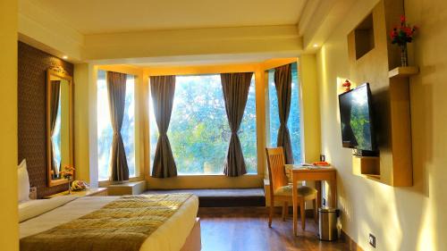 New Delhi Hotel | Dee Marks Airport Hotel & Resorts
