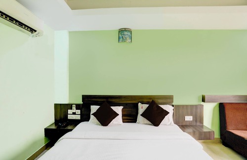 Puri Hotel | Deep Ganga inn TripandTrip