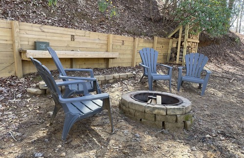 Ellijay Cabin | Deer Dreaming Cabin on the Coosawattee River