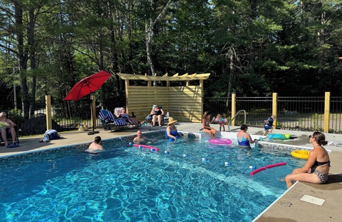 Chestertown Cabin | Deer Run, Gore Mountain, pool, steps from Loon Lake