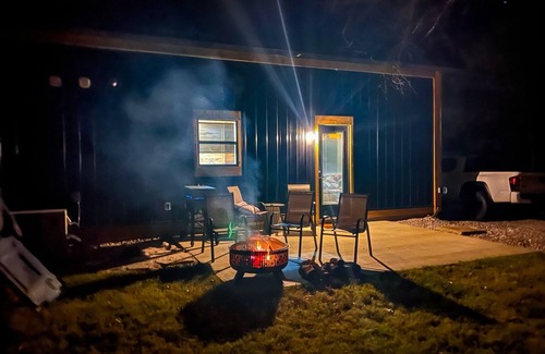 Bismarck Cabin | Deer Run: Lake, trail, golf