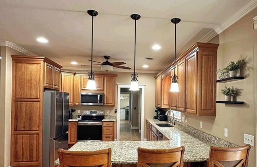 Dandridge House | Deer Run Lakefront Retreat! Sleeps 12!