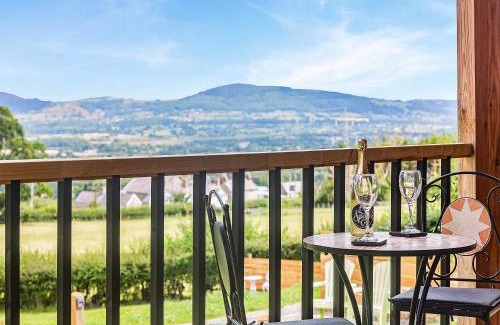 St George House | Deer's Leap - Uk50121