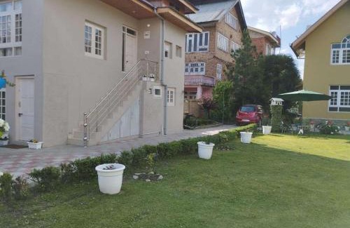 Srinagar Villa | DEEWAN E KHAAS VILLA