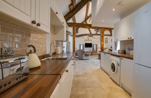 Lanwrin House | Degwm - Two Bedroom House, Sleeps 4