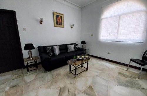 Garzota Apartment | Del Sol Suites - Apartamento Familiar
