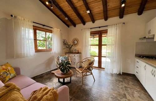 Gigante Cabin | Delicada Cabaña Cristal: