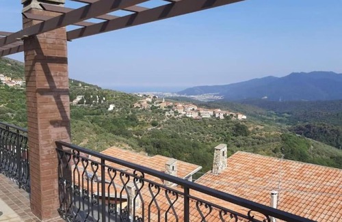 Arnasco Apartment | Delightful 1-bedroom apartment in Menosio with WiFi access
