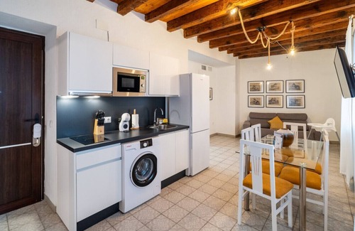 San Francisco-Ribera Apartment | Delightful Apartment Steps from Cordoba's Wonders