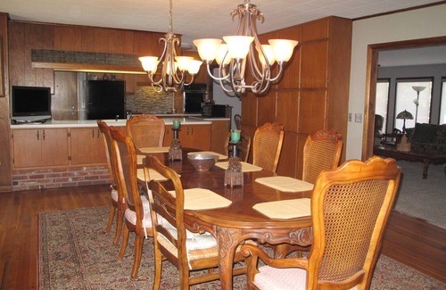 Cookson House | Delightful Lake Tenkiller Vacation Home