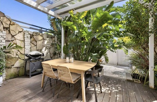 Balmain House | Delightful, Large Balmain Cottage close to Sydney CBD & Biennale of Sydney