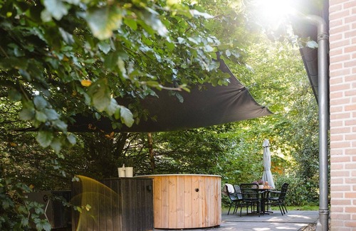 Uden House | Delightful villa in the middle of nature with your own outdoor hot tub!