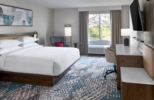 Toledo Hotel | Delta Hotels by Marriott Toledo