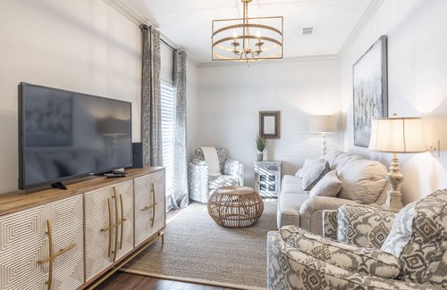 Starkville Condo | Delta Suite in Sleepy Hollow