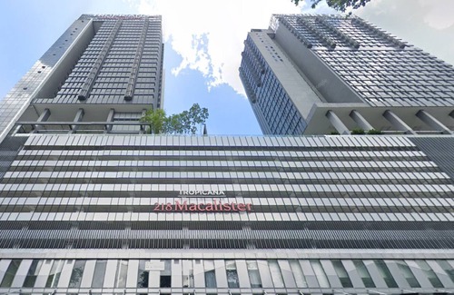 Downtown George Town Condo | Deluxe 2B2B Sea View Condominium at Tropicana 218 Macalister