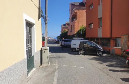 Cinque Terre Apartment | DELuxe 4 Bedrooms in Fegina Monterosso