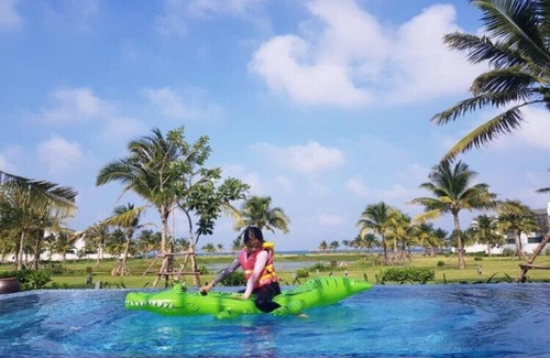 Ngu Hanh Son Villa | Deluxe 4BR Pool Villa close to the beach