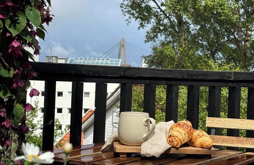 Stavanger Apartment | Deluxe central 2 bedroom with view & underground garage