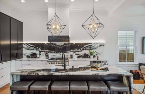 Algiers Point House | Deluxe Modern Home | Heated Pool & Game Room