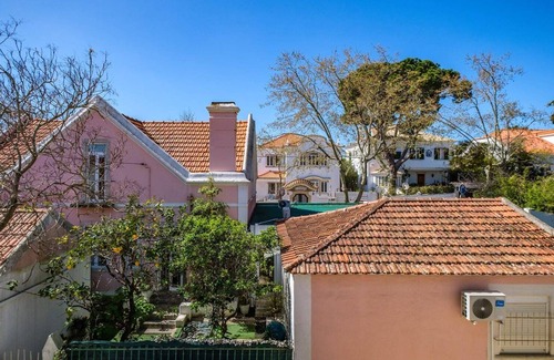 Estoril Apartment | Deluxe Monte Estoril - by Portugal Portfolio