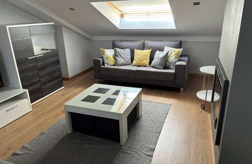 Moana Apartment | Deluxe Penthouse very close to the beach, Free Parking