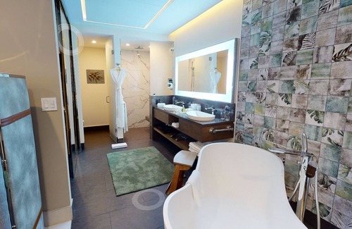 Cancun Hotel | Deluxe Room at Garza Blanca Cancun