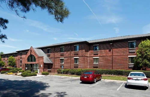 Cary Apartment | Deluxe Studio at Extended Stay Cary 2