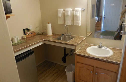 Talkeetna Apartment | Deluxe suite within walking distance of downtown Talkeetna