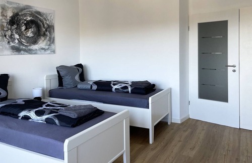 Bad Rothenfelde House | Deluxe two bed studio | home2share