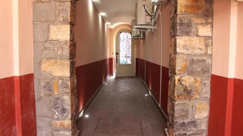 Zona Centro Apartment | Depa supercéntrico con cochera 2 camas grandes, cerca de estación de autobuses