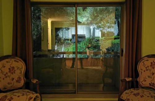 Concepcion Apartment | Departamento Central Concepción - 2 Dormitorios - 1 Baño - 1 Est - Mejor Evaluado en Chile 2023-2025 - Excelente calefacción, frescura y aislación de ruido - Incluye Consola de Juegos Retro - Te ayudo con panoramas