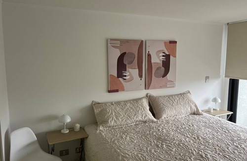 Nunoa Apartment | Departamento Completo, Estacionamiento Gratis, Cerca de Mall y Supermercados
