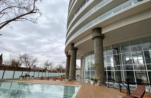 Mendoza City Center Apartment | Departamento en edificio de lujo para 4 pnas